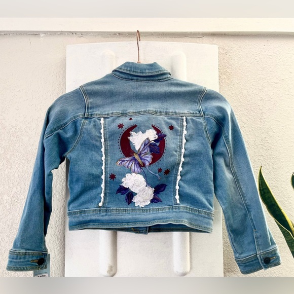 Girls hand painted moon magic jean denim jacket with patches & lace trim - Picture 1 of 3